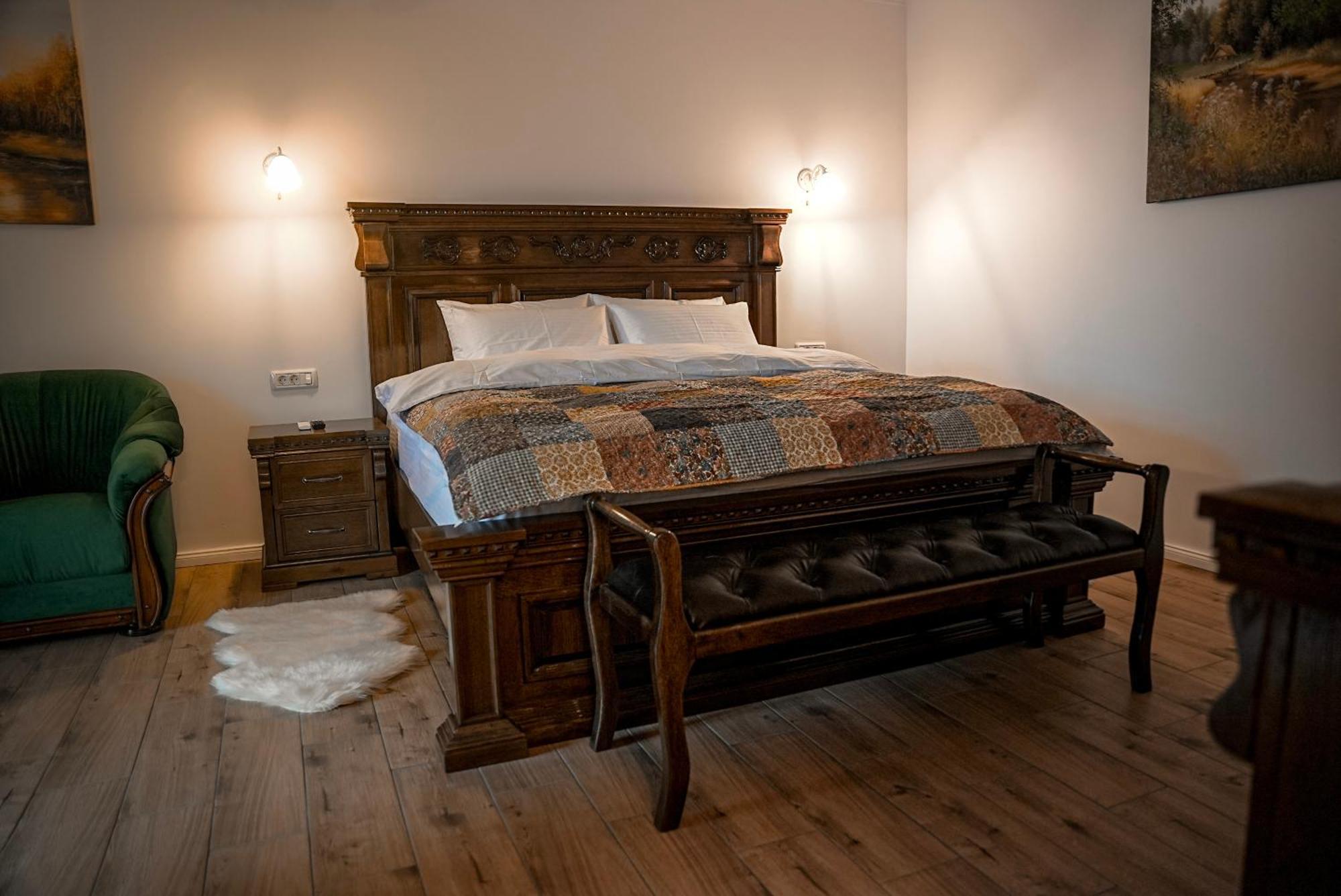Bed and Breakfast Boutique Marlen à Ghimbav Extérieur photo